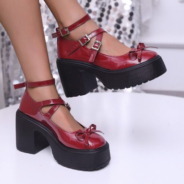 Women's Thick-soled Lace-up Loafers Fall Versatile British Leather Shoes - Image 4