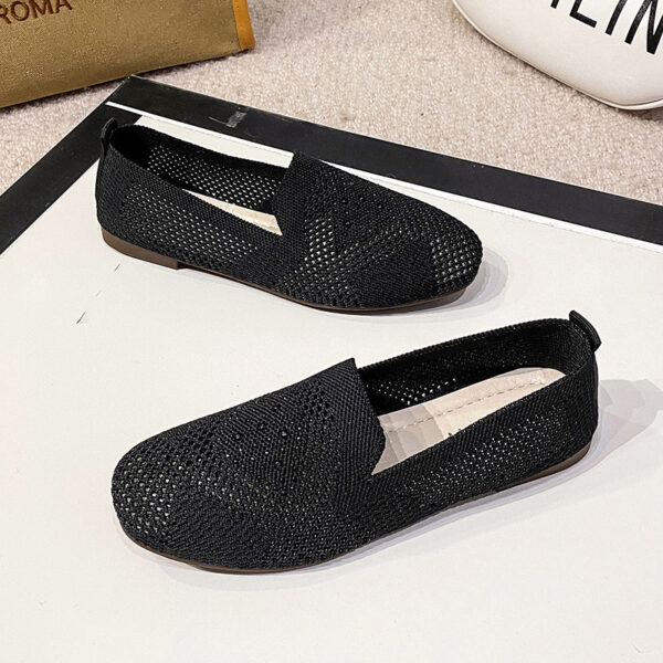 Women's Old Beijing Cloth Hollow Hole Shoes - Image 3