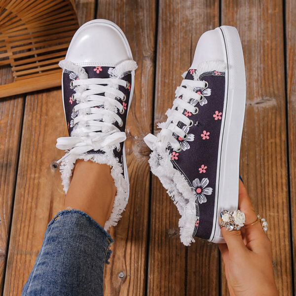 Spring And Autumn New Casual All-match Flat Lace-up Plus Size Low-top Canvas Shoes For Women - Image 3