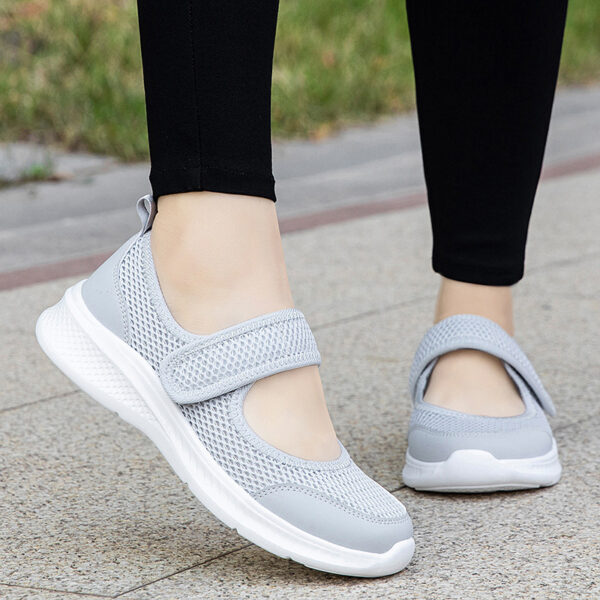 Low-top Thick Bottom Hollow Buckle Casual Mesh Shoes For The Old - Image 4