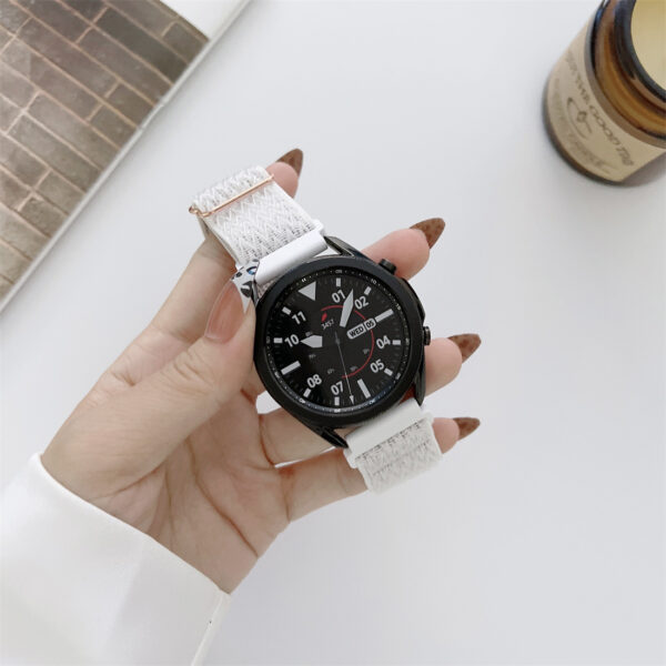 Simple W-pattern Nylon Loopback Strap - Image 4
