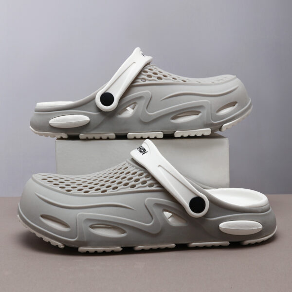 Men's Summer Closed Toe Non-slip Breathable Beach Slippers - Image 6