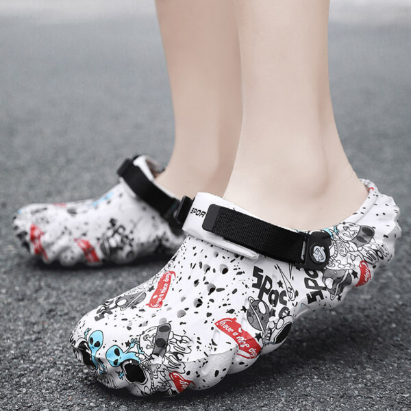 Men's Plus Size EVA Rubber And Plastic Outdoor Fashion Closed Toe Sandals - Image 7