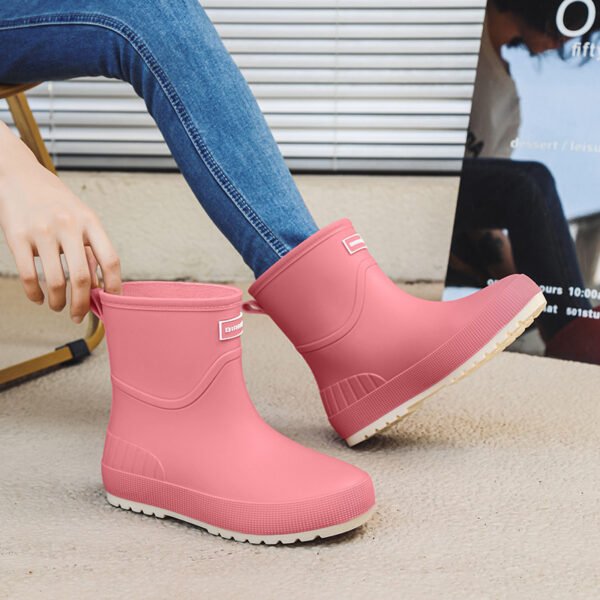 Mid-calf Women's Stylish Water Shoes Outdoor Non-slip Adult Rain Boots - Image 5