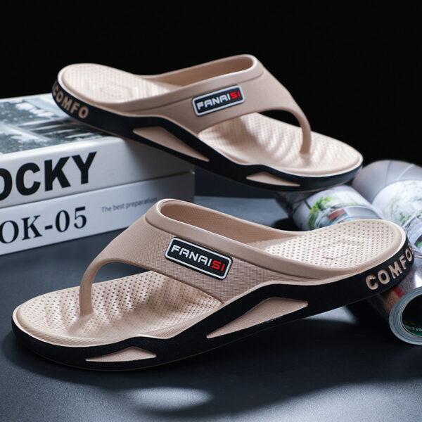 Men's Wear-resistant Casual Outdoor Wear Slippers For Summer Soft Back Thick Back Fashion Flip-flop - Image 2