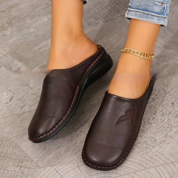 New Round Toe Flat Bottom Foreign Trade Plus Size Slip-on Lofter Half Slippers - Image 3