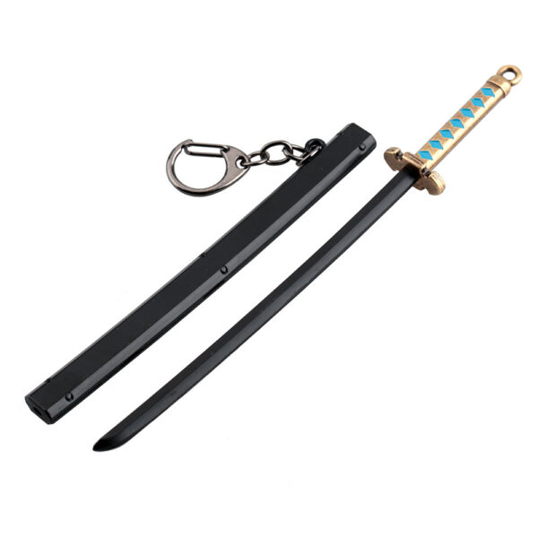 Japanese Wheel Knife With Sheath Sword Weapon Model Metal Keychains - Image 10