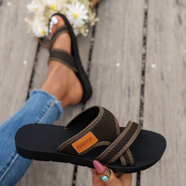 Summer Outdoor Women's Breathable Mesh Slippers - Image 2