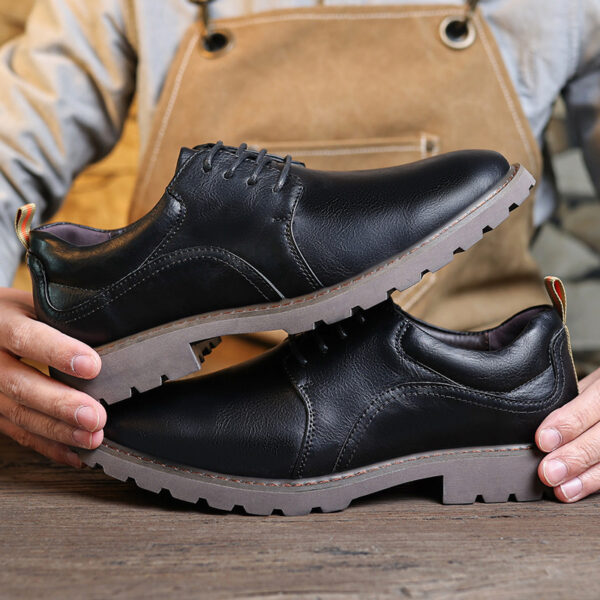 New Men's Leather Shoes Advanced Sense Retro Casual Shoes - Image 2