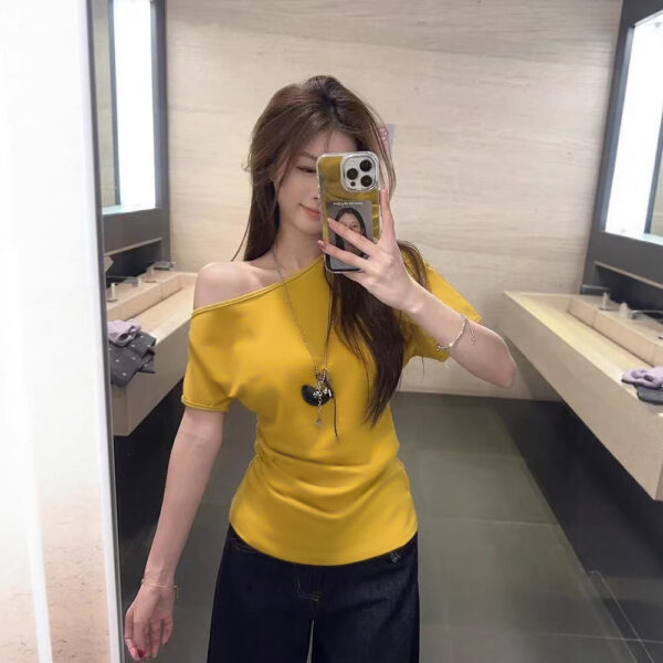 Women's Short-sleeved T-shirt Off-the-shoulder Fitted Waist Top - Image 8