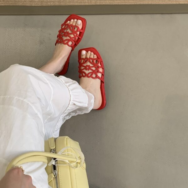 Summer Roman Style Hollow-out Slippers Flat All-match Vacation Style Beach Slippers Women - Image 7