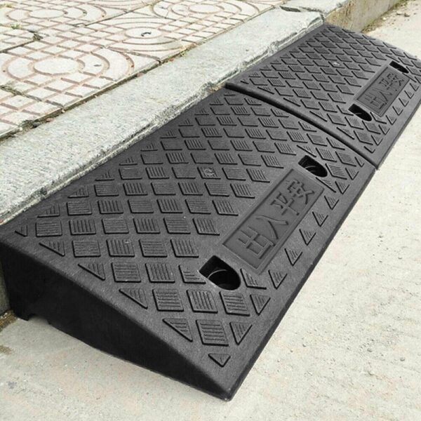 Vehicle Slope Ramp Universal Heavy Duty Rubber Kerb Ramps Car Bikes Threshold - Image 3