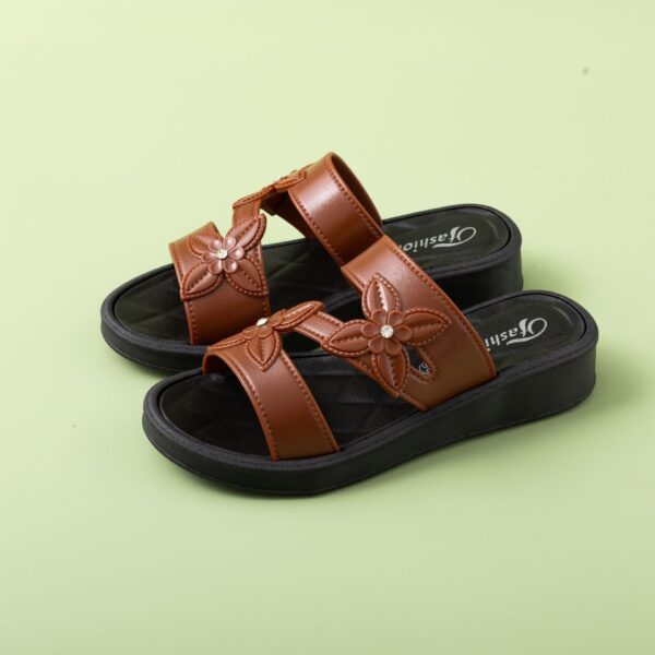 Casual Non Slip Thick Soled Slippers With A Comfortable Outdoor Atmosphere - Image 10