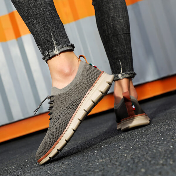 Summer New Dad Shoes British Style Trendy Running Breathable Mesh Surface Shoes - Image 5