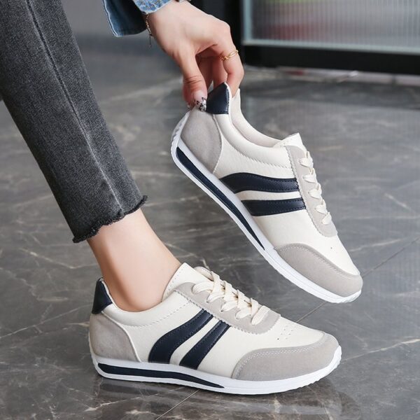 Lace-up Soft Bottom Running Leisure Sneaker - Image 2
