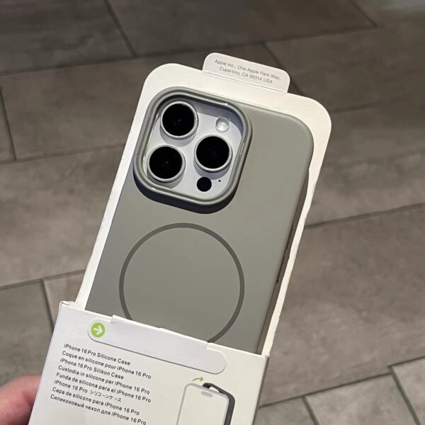 Fine Circle Magnetic Phone Case Frosted Hard Shell - Image 7