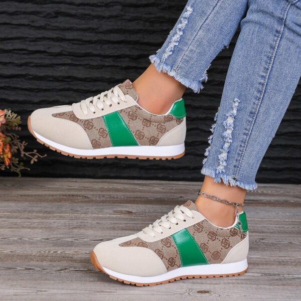 Oversized Women's Casual Flower Lace-up Shoes - Image 4