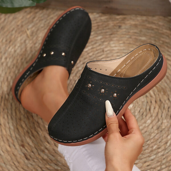 Women's Toe Covered Platform Slippers - Image 2