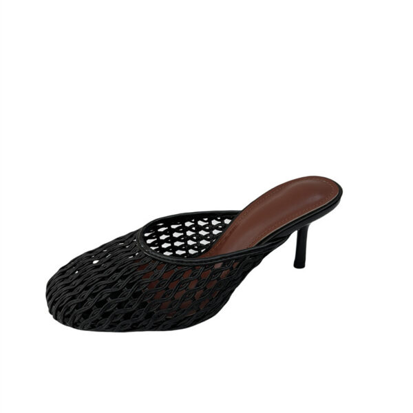 Closed Toe Weaving Hollow Sandals Women's Slippers - Image 4
