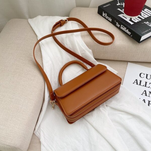 Retro Textured Solid Color Simple Handheld Versatile Shoulder Bag - Image 4