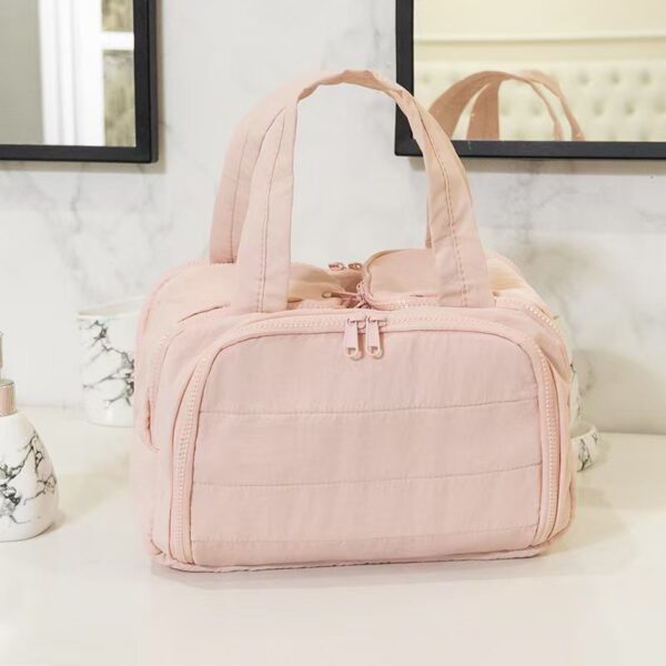 Lightweight And Large Capacity Partition Storage Travel Bag - Image 10