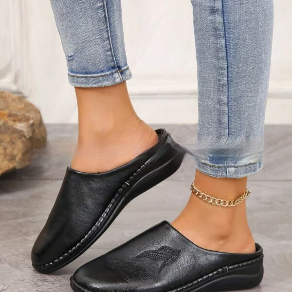 New Round Toe Flat Bottom Foreign Trade Plus Size Slip-on Lofter Half Slippers - Image 4