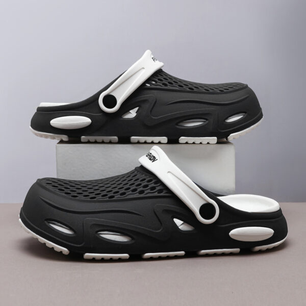 Men's Summer Closed Toe Non-slip Breathable Beach Slippers - Image 4
