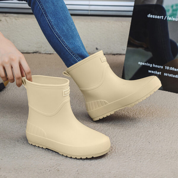 Mid-calf Women's Stylish Water Shoes Outdoor Non-slip Adult Rain Boots - Image 7