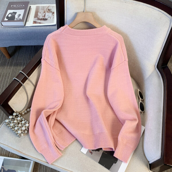 Super Nice White Soft Sticky Thick Sweater - Image 2
