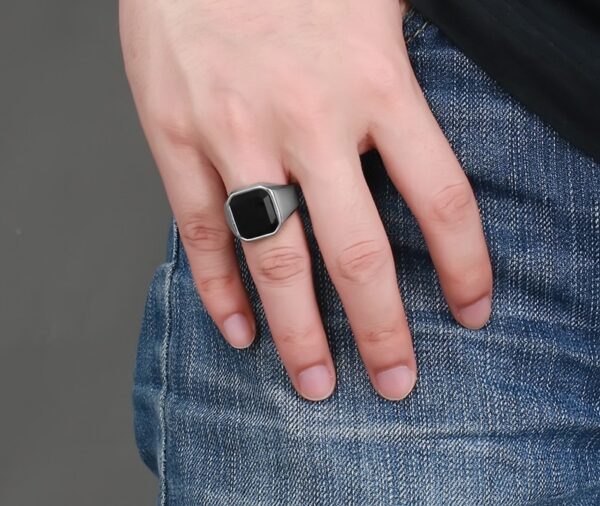 Men's stainless steel black agate ring - Image 2
