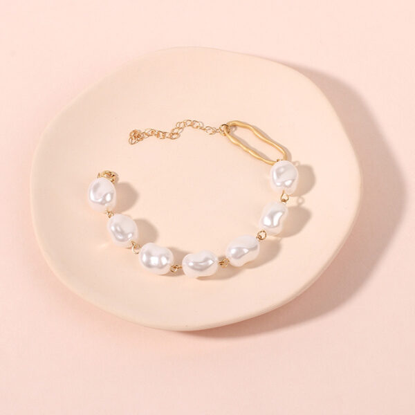 Baroque irregular pearl bracelet - Image 7