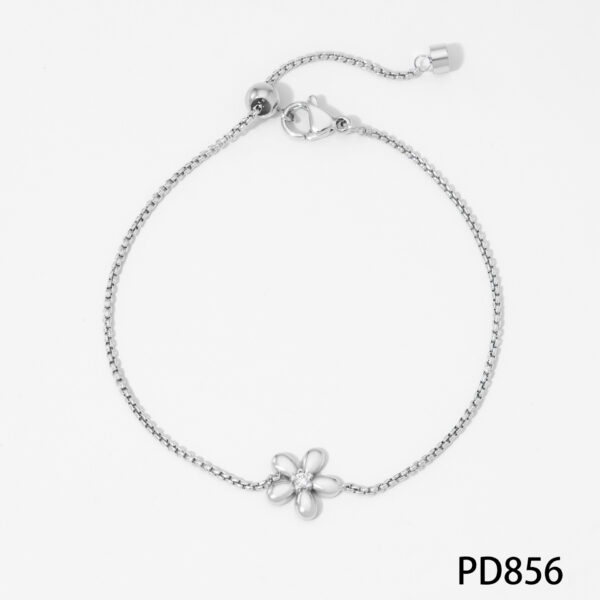 New Stainless Steel Flower Bracelet Necklace And Earring Suit Simple Fashion - Image 8