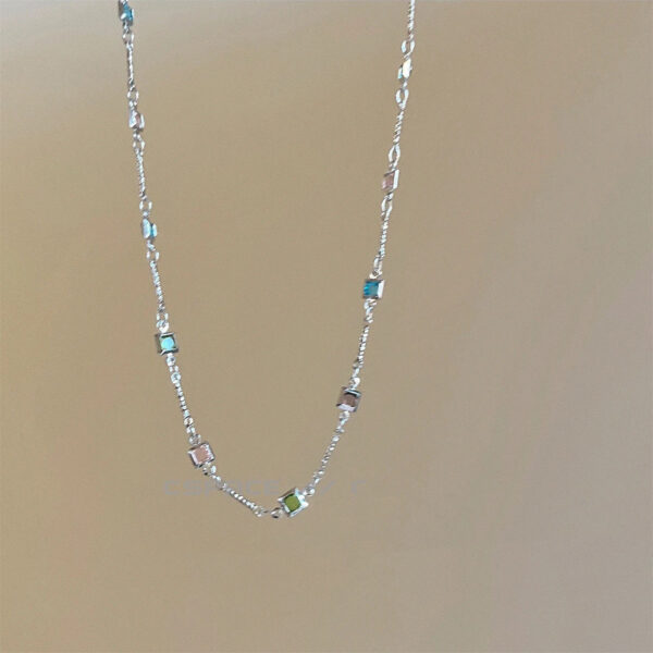 Square Color Fine Clavicle Chain Necklace Light Luxury - Image 3