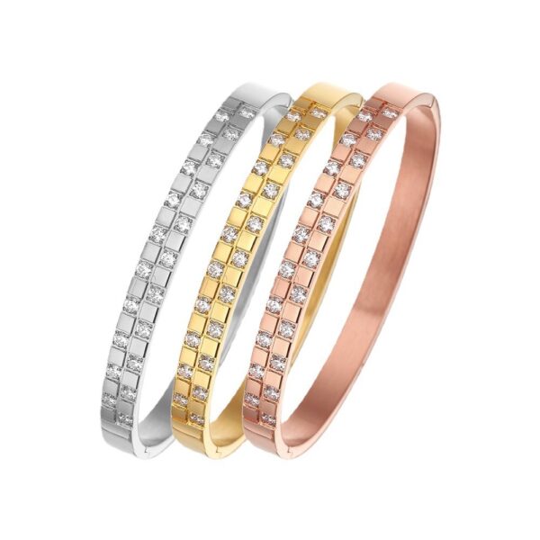 Non-fading Ornament Women's Electroplated Gold Titanium Steel Bracelet - Image 4