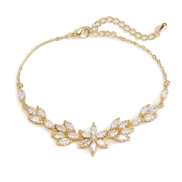 European And American Personalized Creative And Refined Flower Bracelet For Women - Image 4