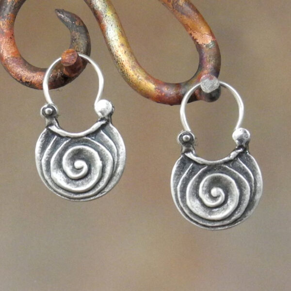 Simple Geometric Gypsy Curved Metal Earrings - Image 3