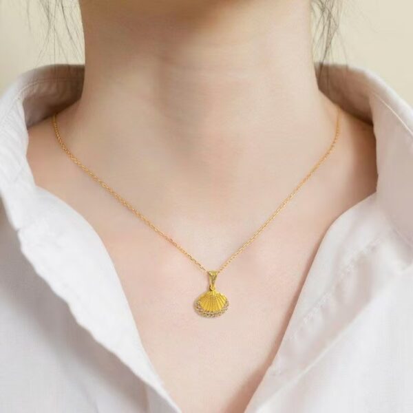 Strong Color Retention 18K Gold Ocean Series Pendant Gold Necklace - Image 5