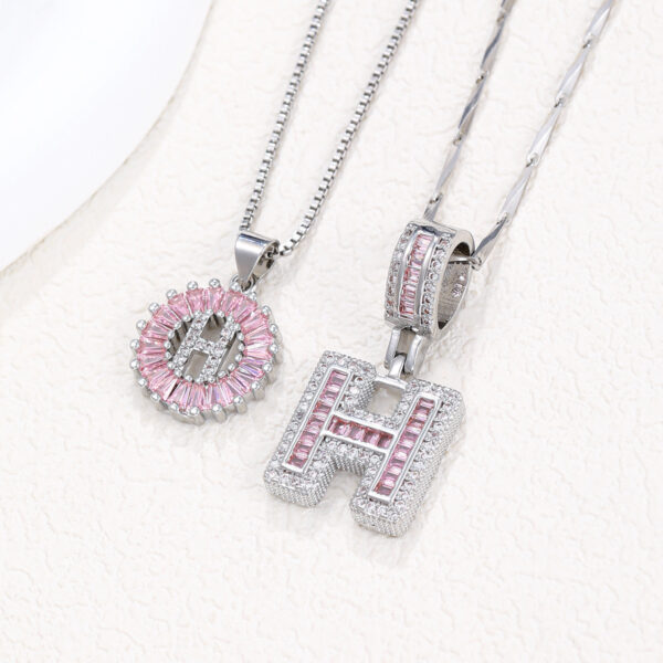 Rock Sugar 26-letter Pendant Necklace For Women, Copper Inlaid Zircon Round Flower Jewelry Set - Image 7