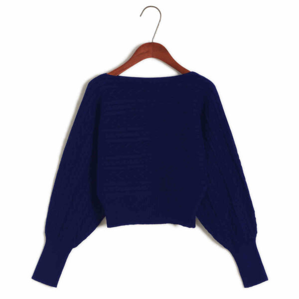 Women's Loose Off Shoulder Sweater Batwing Shirt Short Sweater - Image 6