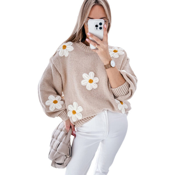 Women's Knitted Round Neck Pullover Sweater - Image 3