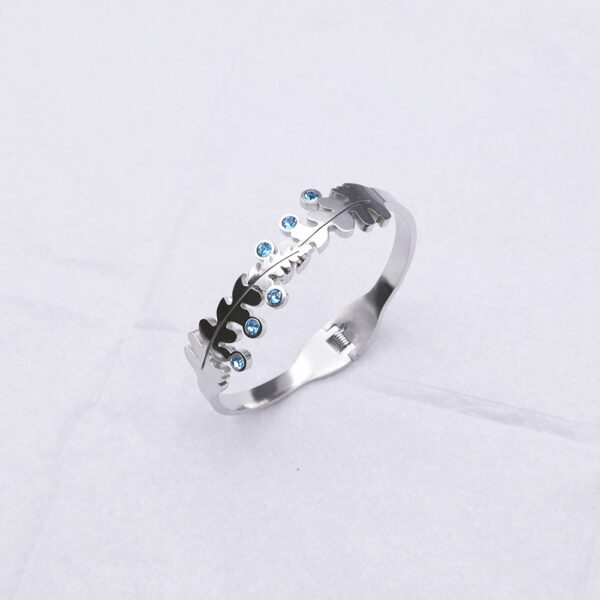 Women's All-match Fashionable Stainless Steel Leaf Diamond Bracelet - Image 2