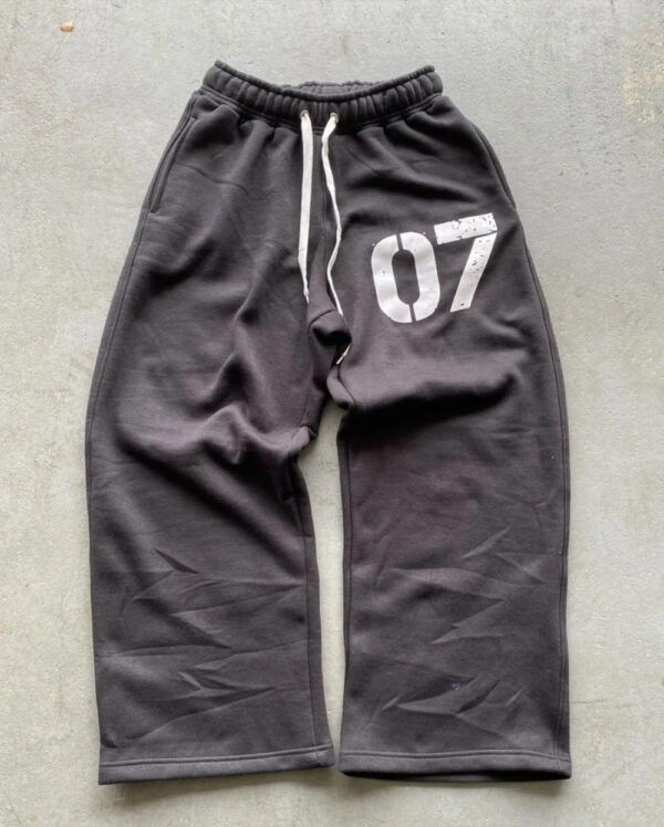07 Street Trend Loose Sweater Suit - Image 4