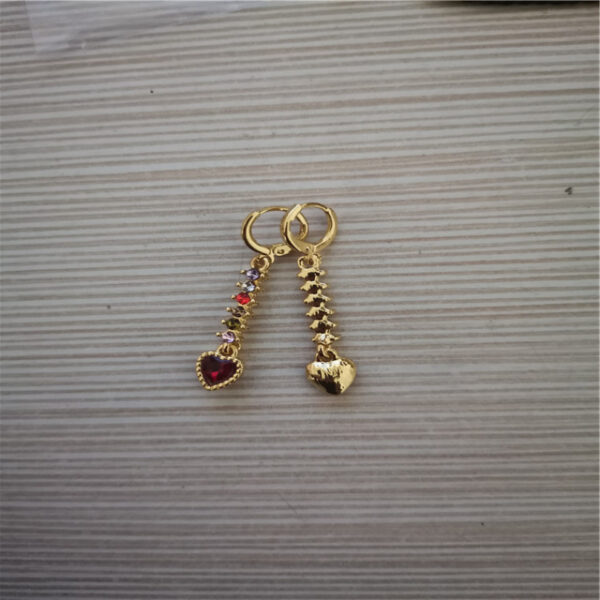 Women's Heart-shaped Fashion Colorful Earrings - Image 6
