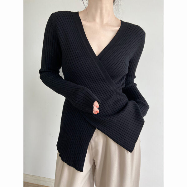 Women's Spring And Autumn Design Sweater Base Ride Top - Image 2