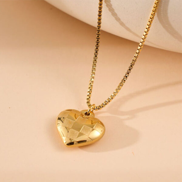 New Temperament Wild Simple 18K Gold Plated Stainless Steel Necklace - Image 3