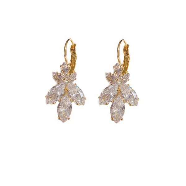 Inlaid Zircon Super Shiny Leaves Cold Delicate Earrings - Image 4