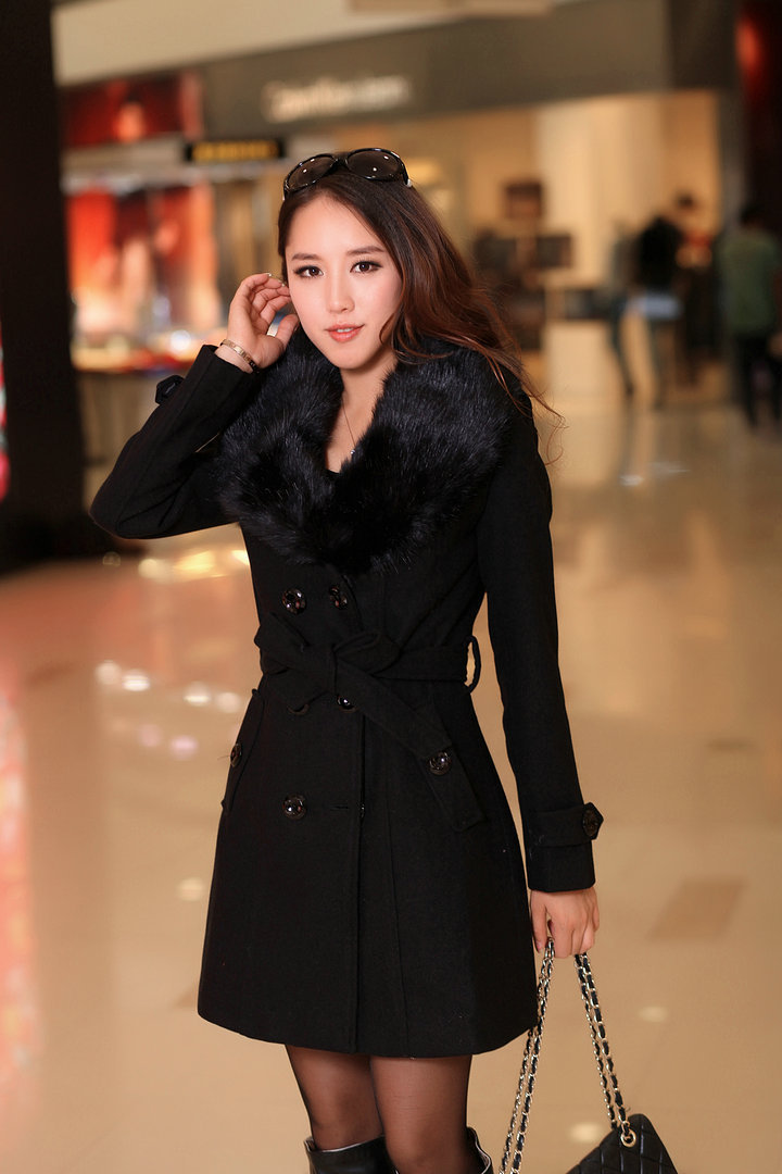 Mid-length Winter Coat With Woolen Collar And Double-breasted Coat - Image 3