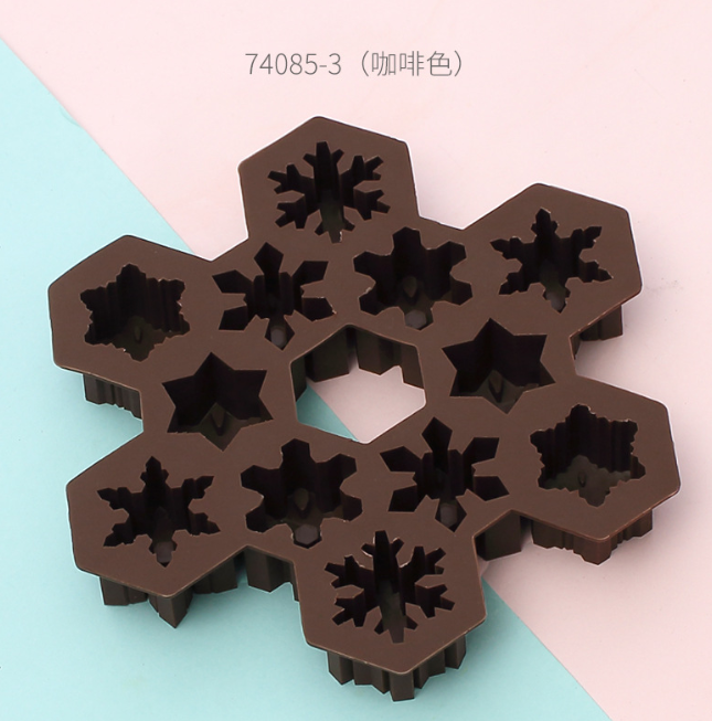 1 PCS Christmas Ice Molds Chocolate Snowflake Cookie Gummies Gummy Silicone Soap Biscuit - Image 7
