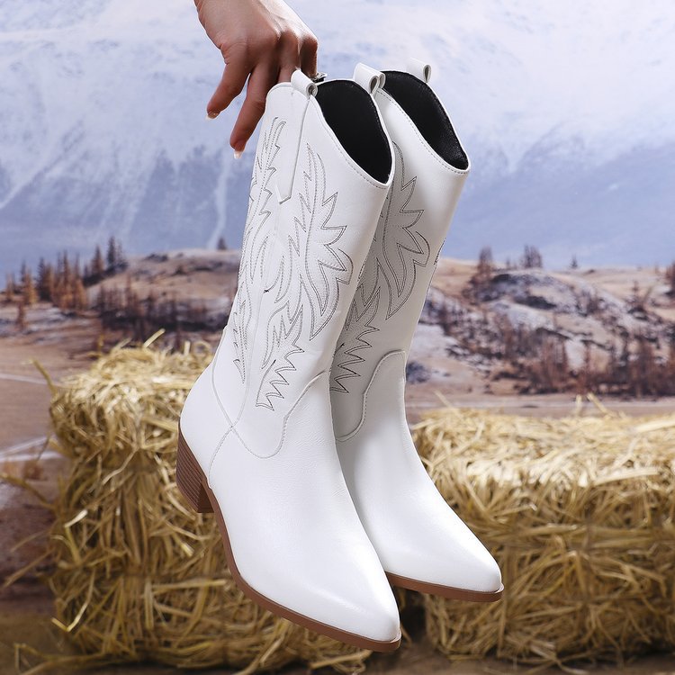Vintage Tribal Pattern Chunky Heel Ankle Boots for Women with Embroidery Round Toe Martin Boots - Image 2