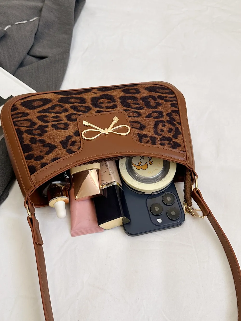Bow Leopard PU Leather Handbag - Image 2